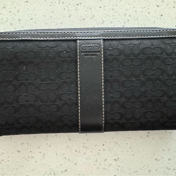 Women’s Coach Wallet - Picture 1 of 2